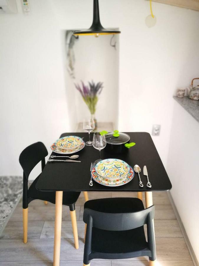 Cres Art Studio Kuning Apartment Eksteriør bilde